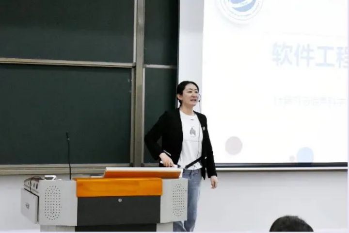 1627455975133777.jpg 640.webp.jpg