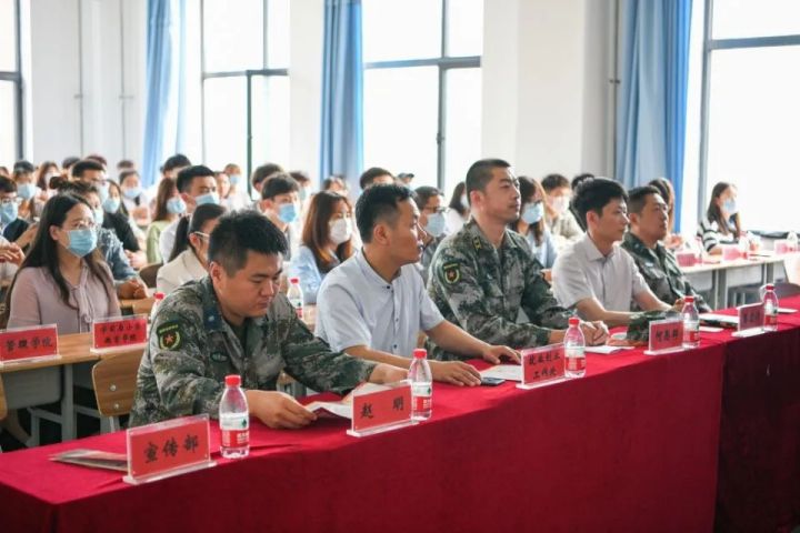 1624025790106112.jpg 640.webp.jpg